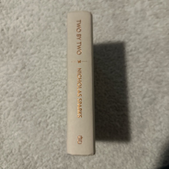 Nicholas Sparks two by two book - Picture 1 of 4